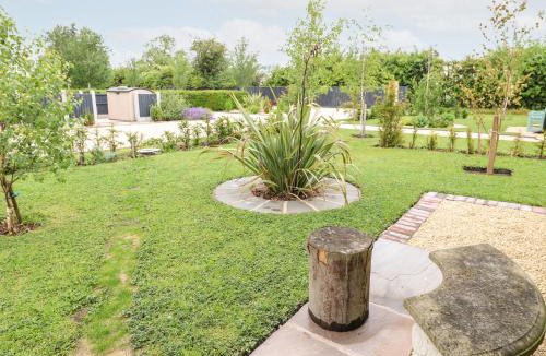 North Wheatley House | Buttercup Lodge