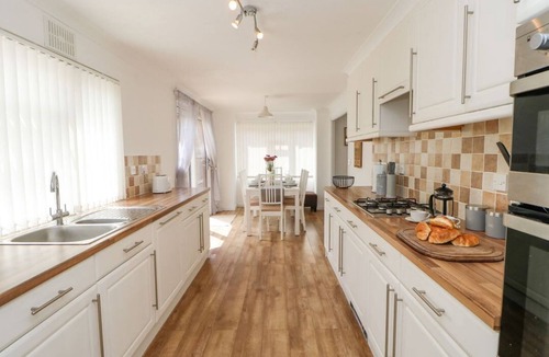 Tunstall Cabin | Butterfly Lodge is in Tunstall