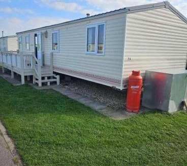 Chapel Saint Leonards House | Cabin Sleeps 6 with WiFi
