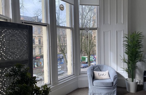 North West Apartment | Captivating apartment in glasgow westend, uk