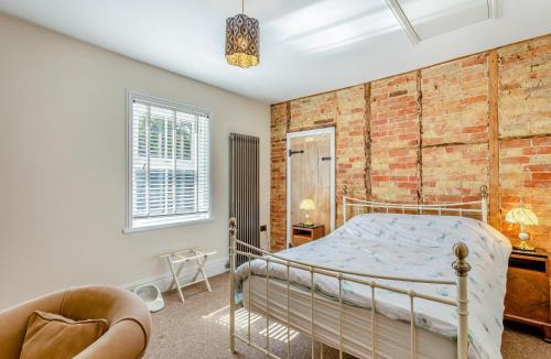 Ely House | Cathedral View Farmhouse