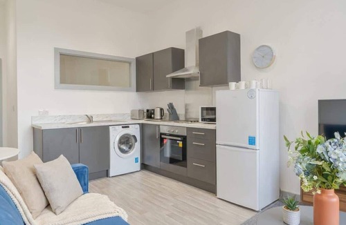 Brierley Hill Apartment | Central Dudley 1BR Flat w/Fast Wi-Fi