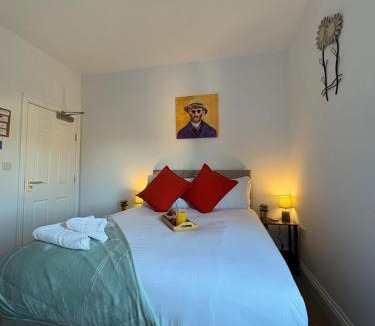 Peterborough Apartment | Central Peterborough Studio 6