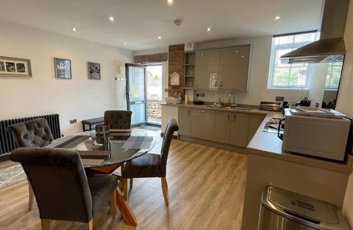 Wirksworth House | Chapel Row Cottages 2