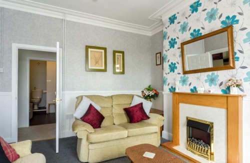 Skegness Apartment | Charming 1 bedroom flat with a partial sea view