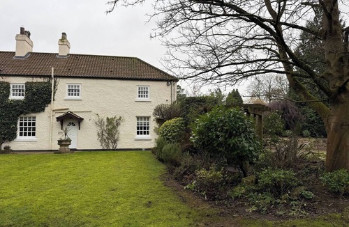 Tadcaster House | Charming 2-Bedroom House Rental in North Yorkshire Countryside