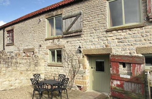 Wrelton House | Charming Cow Byre Cottage Getaway