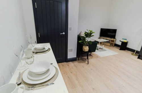 Harehills Apartment | Charming & Cozy 2 BR flat, Free parking, Cent…