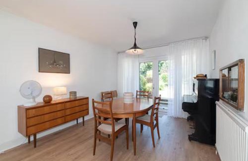 Barnhill House | Charming Home with Garden Near Wembley Stadium - Pass the Keys