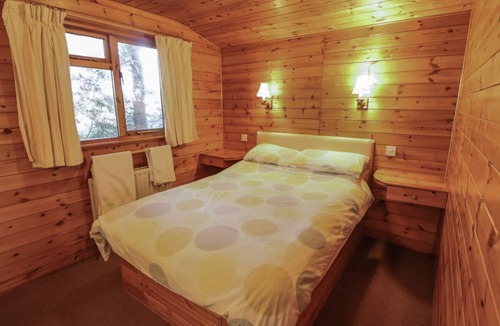 Alford Cabin | Charming Pheasant Retreat in Alford
