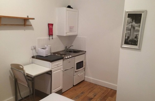 Lancaster Gate Apartment | Cheerful studio flat - Marble Arch/Hyde park -5 mins paddington station