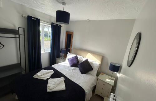 Skegness House | Cherry Cottage Private Fishing Lake Dogs Welcome