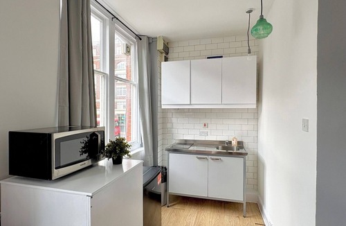 Clerkenwell Apartment | Clerkenwell Apartments by PrimeCityHosts F4
