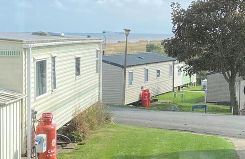 Winestead Apartment | Coastal Caravan Holidays - Nightingale 8