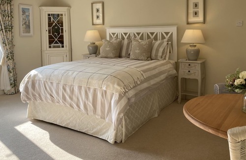 Brancaster Staithe Apartment | Coastal retreat for two in Brancaster Staithe. Walking distance to harbour/pubs.