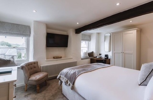 Cartmel Bed & Breakfast | Coffee & Stays at Cartmel Square