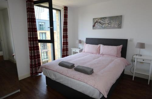 Gay Village Apartment | Comfortable One Bed Apartment near Arcadian Birmingham Parking WIFI