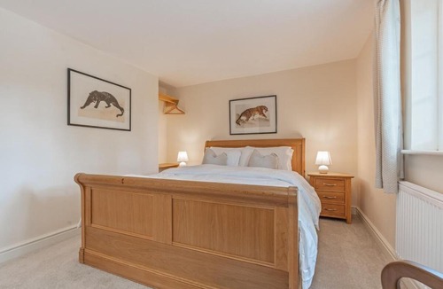 Skellingthorpe Apartment | Comfy 3BR Village Home for 6 Near Lincoln