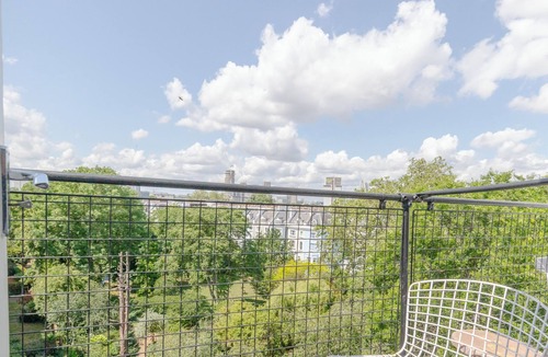 Notting Hill Apartment | Compact & Central | WiFi | Studio | Ladbroke Grove