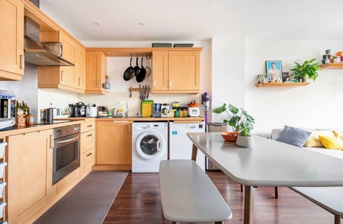 Hackney Central Apartment | Contemporarily Designed 1BD Flat, Hackney