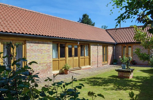 Dogdyke Cottage | Cornflower Cottage UKC1897