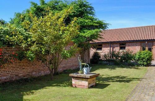 Dogdyke Cottage | Cornflower Cottage UKC1897