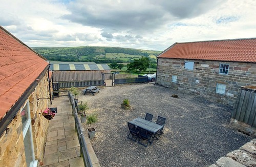Briggswath Cottage | Cosy 1‑Bed Barn Conversion on a Peaceful Farm Surrounded by Animals and nature.