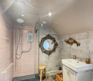 Scalford House | Cosy 1 bed cottage - Sleeps 4 Pet friendly
