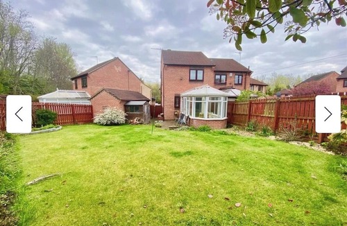 Gateshead House | Cosy 2 bedroom house with Large Garden and BBQ