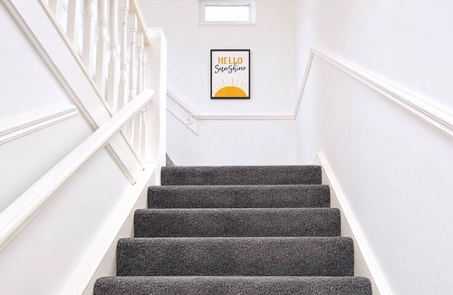 Gateshead House | Cosy 3 Bed Home | Sleeps 7 | 4 Beds | Free Parking