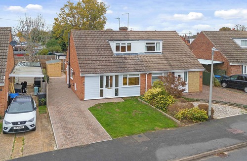 Rugby House | Cosy 3 Bed with Parking