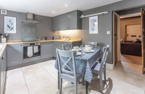 Eshton House | Cosy Stone Cottage In Gargrave, Near Skipton