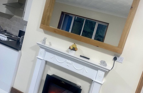 Bircotes Cottage | Cottage- 6Guests-Parking Available
