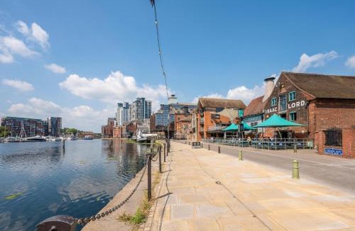 Ipswich House | Cotton Room, The Merchant House, Ipswich