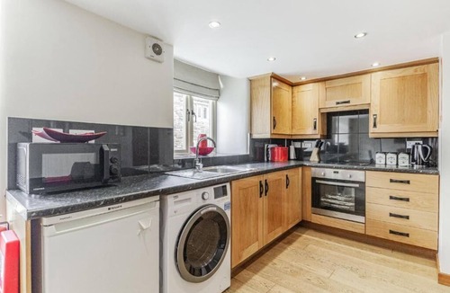 Chesterfield Cottage | Countryside cottage on the edge of the Peak District