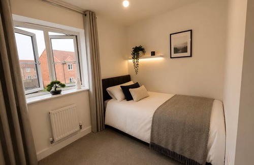 Grimsby House | Cozy Peaceful Perfect for Professionals, NHSstaff & Care Workers with Breakfast