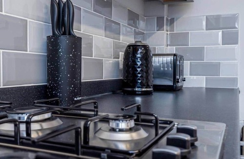 Smethwick House | CozyRetreat|Parking|Contractor|Professional|Family