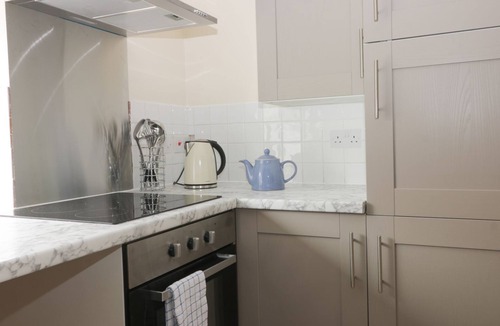Tunstall Cottage | DAISY NOOK, pet friendly, character holiday cottage in Withernsea