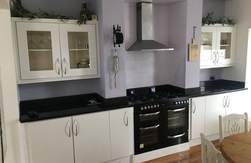 Darlington House | Darlington, Chuch End Town House with 2 Bedrooms