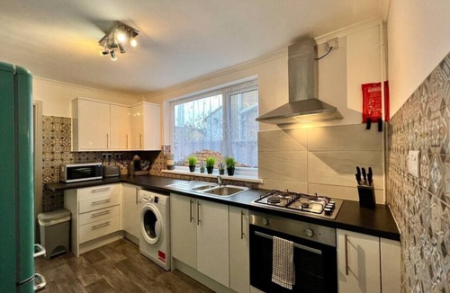 Cleethorpes House | Daubney House – Contractors, Families, Holidays