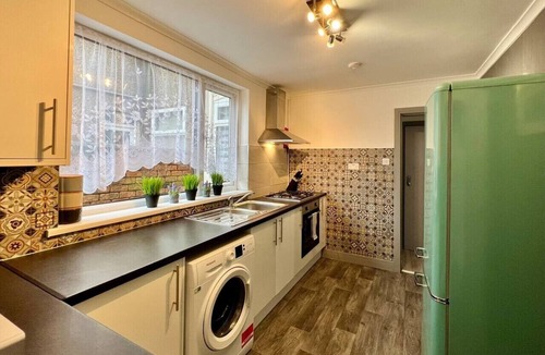 Cleethorpes House | Daubney House – Contractors, Families, Holidays