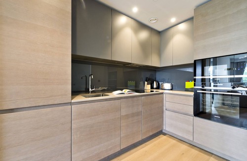 Canary Wharf Apartment | Deluxe one bedroom apartment in Canary Wharf