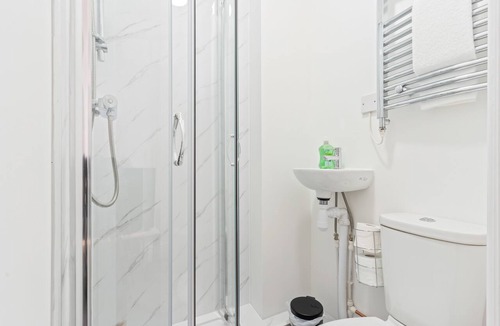Redcar House | Double Room w/Ensuite | Perfect for Contractors