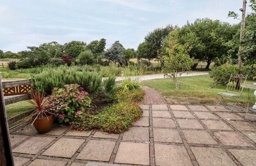 Martin Cottage | Dovecote, St Margaret's At Cliffe