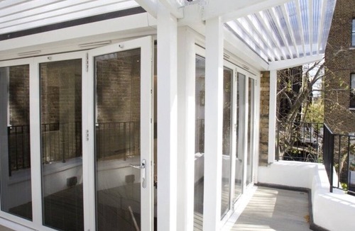 South Kensington Villa | Earls Court three bedroom home in Central London to Let