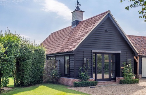 Ipswich Cottage | Elegant luxurious cottage - The Dove House