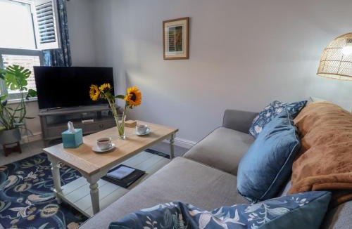 Beverley House | Elwell Cottage