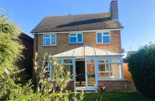 Ely House | ELY House with FREE private parking