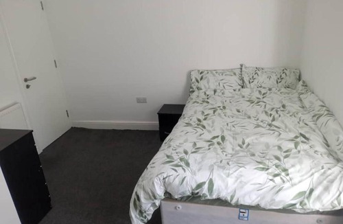 Burnley House | Ensuite Double-bed (G3) close to Burnley city centre