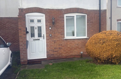 Nottingham House | Entire Cosy Home in the meadows, free parking, close to city centre